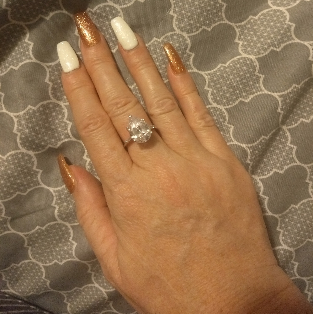 Cubic zirconia ring size 7